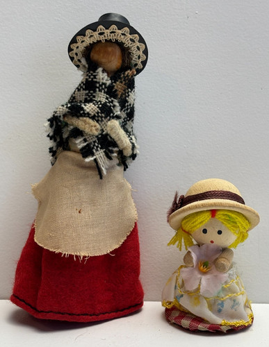 Vintage wooden dolls peg - 2,