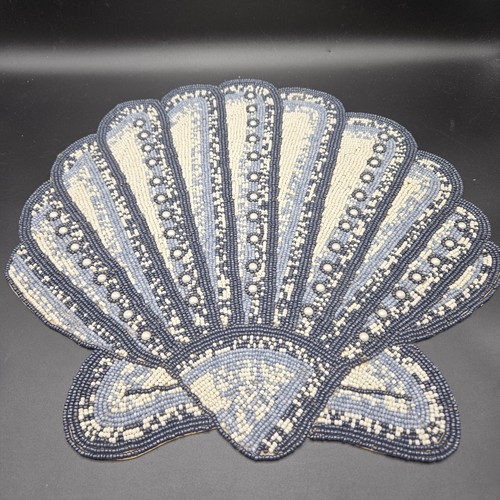 Nip pier beaded - beaded, placemat