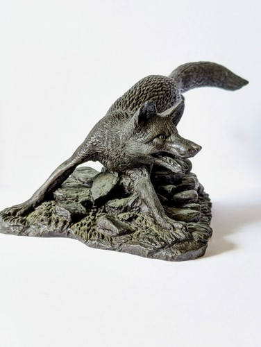 Tom mackie fox sculpture - tom,