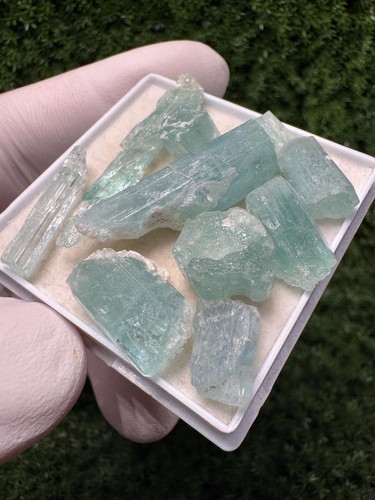 Lovely aquamarine lot 10 - lovely,