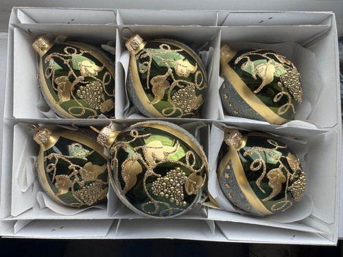 Large 8cm christmas hand - large,