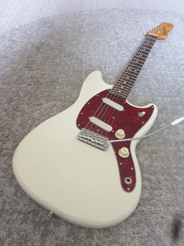 Fender mustang cij char - fender,