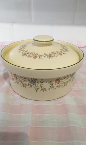 Country garland casserole dish - garland,