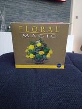 FLORAL MAGIC Flower Arranger Unused In Original Box
