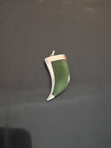 Vintage nephrite jade claw - jade,