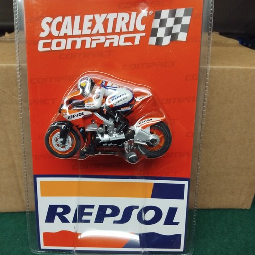 Scalextric compact scale - scalextric,