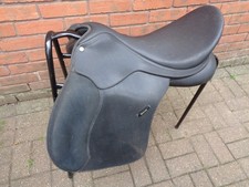 17.5" 44cm Wintec 500 GP Saddle white extra wide xw gullet interchangeable