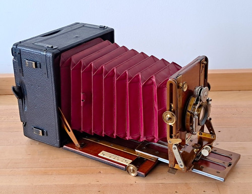 Antique sanderson camera with - sanderson,