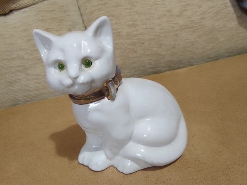 Cat ornament ceramic - ceramic, white