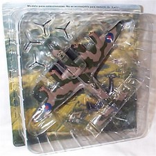 Short Sterling MK.111 RAF EX-R Jolly Roger  1:144 Scale Model with stand new