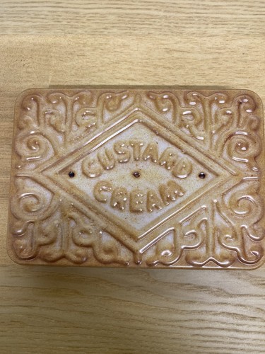 Custard cream shaped - shaped, biscuit
