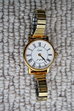 Vintage Limit ladies gold tone