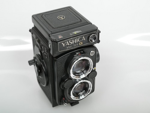 Yashica mat 124 80 - mat, see