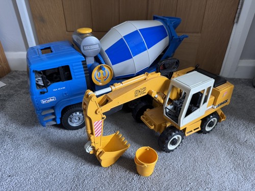 Bruder liebherr 912 excavator - liebherr,