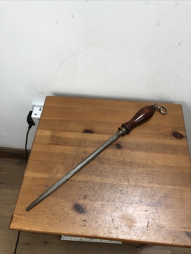 Butchers sharpening steel - butchers, steel/