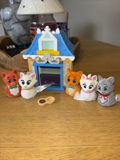 Disney Store Furrytale Friends The Aristocats Kitten Marie House Playset