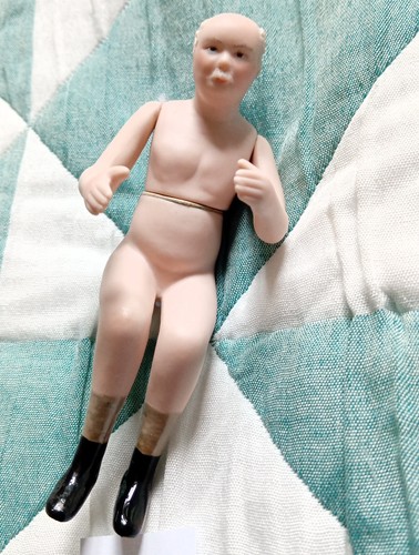 Old man sitting porcelain - sitting,