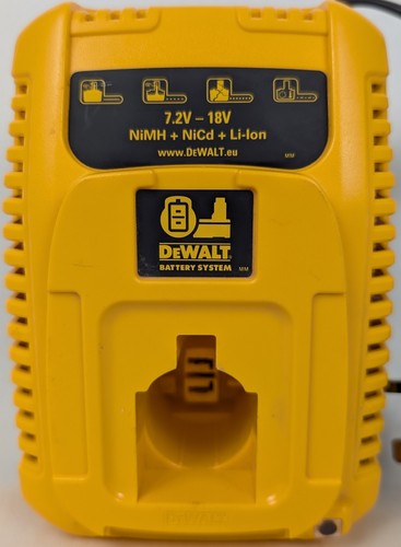 Dewalt de9135 battery charger - dewalt,