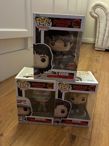 Stranger things funko bundle - stranger,