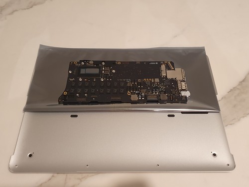 Macbook pro a1502 logic - macbook,