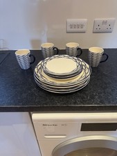 Jersey Pottery Sardine 4