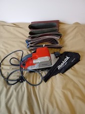 Makita M9400 Belt Sander. Hardly Used. Dust Bag. Also 15 Sanding Belts. VG Cond.