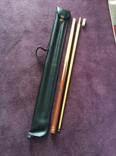 TERRY  GRIFFITHS (CLUB  CUE) LIMITED EDITION SNOOKER CUE. WITH LOCKABLE CASE.