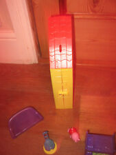 PEPPA PIG TV SERIES CARRY OPENOUT HOUSE FURNITURE BED  CHAIR SOFA PEPPA  FIGURES