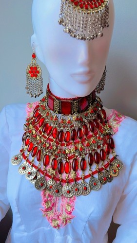 Jewellery - , traditional)