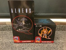 Q Fig Alien Queen & Ripley