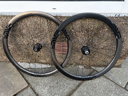 Enve ses with chris - with, king