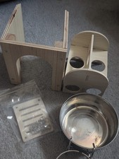 Hamster hides, roof ladder and food or dusting bath bowl