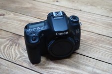 Canon EOS 70D Body Only -