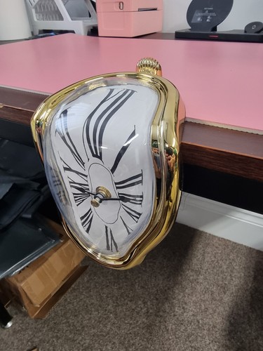 Melting clock surrealistic - melting,