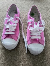 Pair of Posture Foundation Womens Pumps Size UK 6/US8.5