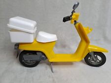 Vintage Sindy Scooter Moped Motorbike - Yellow great condition