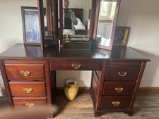 Stag Minstrel Dressing Table