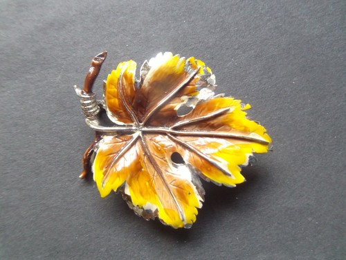 1950s exquisite enamelled - 1950s, leaf