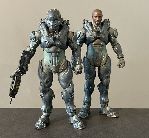 Halo guardians helmeted - 5,