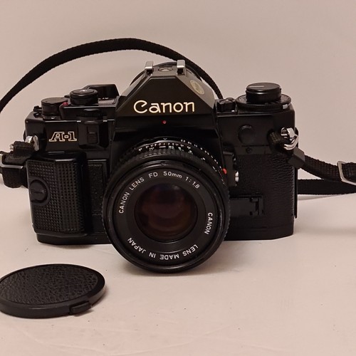 Canon 35mm slr camera - 35mm,