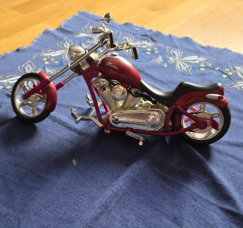 Bratz motorbike with working - bratz,