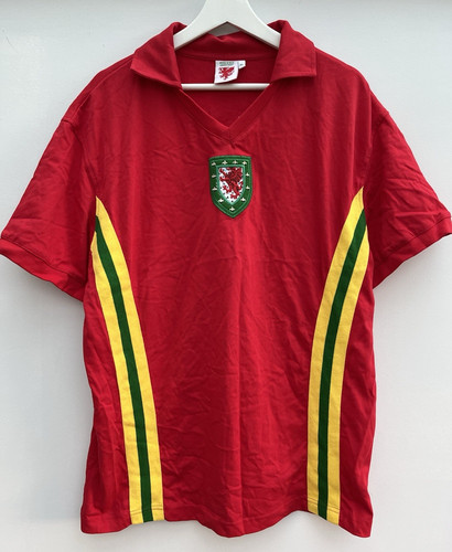Wales retro 1976 football - retro,