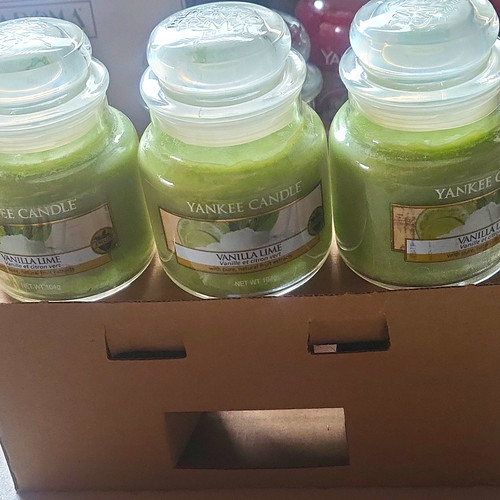 Yankee candle vanilla lime - vanilla,
