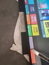 Bang & Olufsen BeoVision Avant 55'  SMART TV WITH MOTORISED WALL BRACKET.