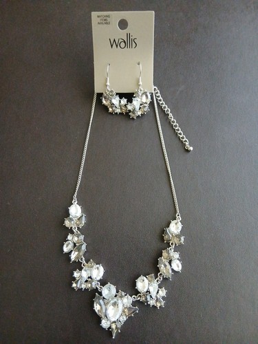 Wallis women earring - wallis, and