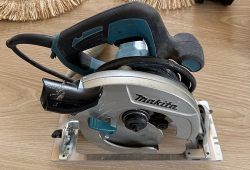Makita hs6601 240v corded - 240v,