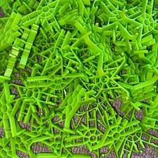 KNEX Lot 110 Neon Green Roller Coaster Connectors Screamin Serpent Parts