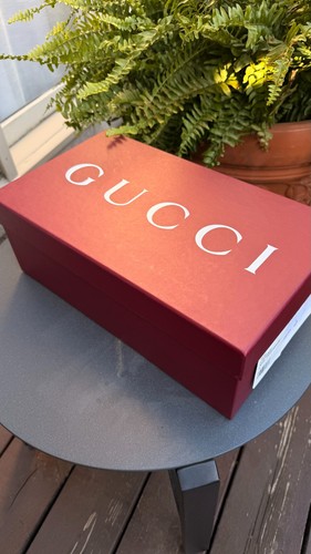 Authentic gucci burgundy empty - burgundy,