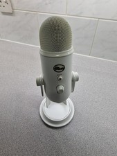 Blue Yeti USB Microphone White