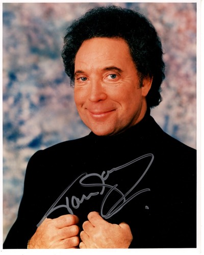 Tom jones signed autographed - tom,